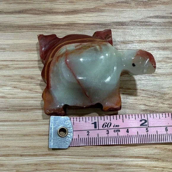 Handcrafted Stone OnyxTurtle Figurine - Multicolor. - Picture 4 of 5